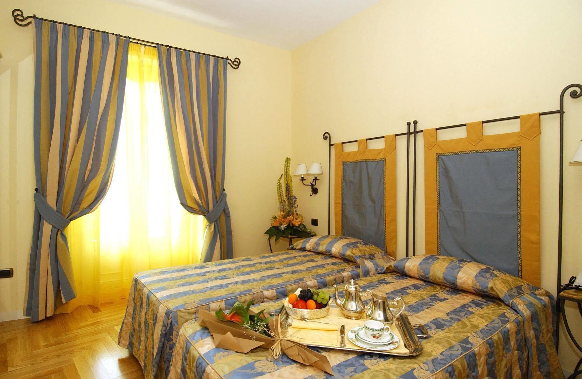 Villa Sofia Hotel Gardone Riviera Eksteriør bilde