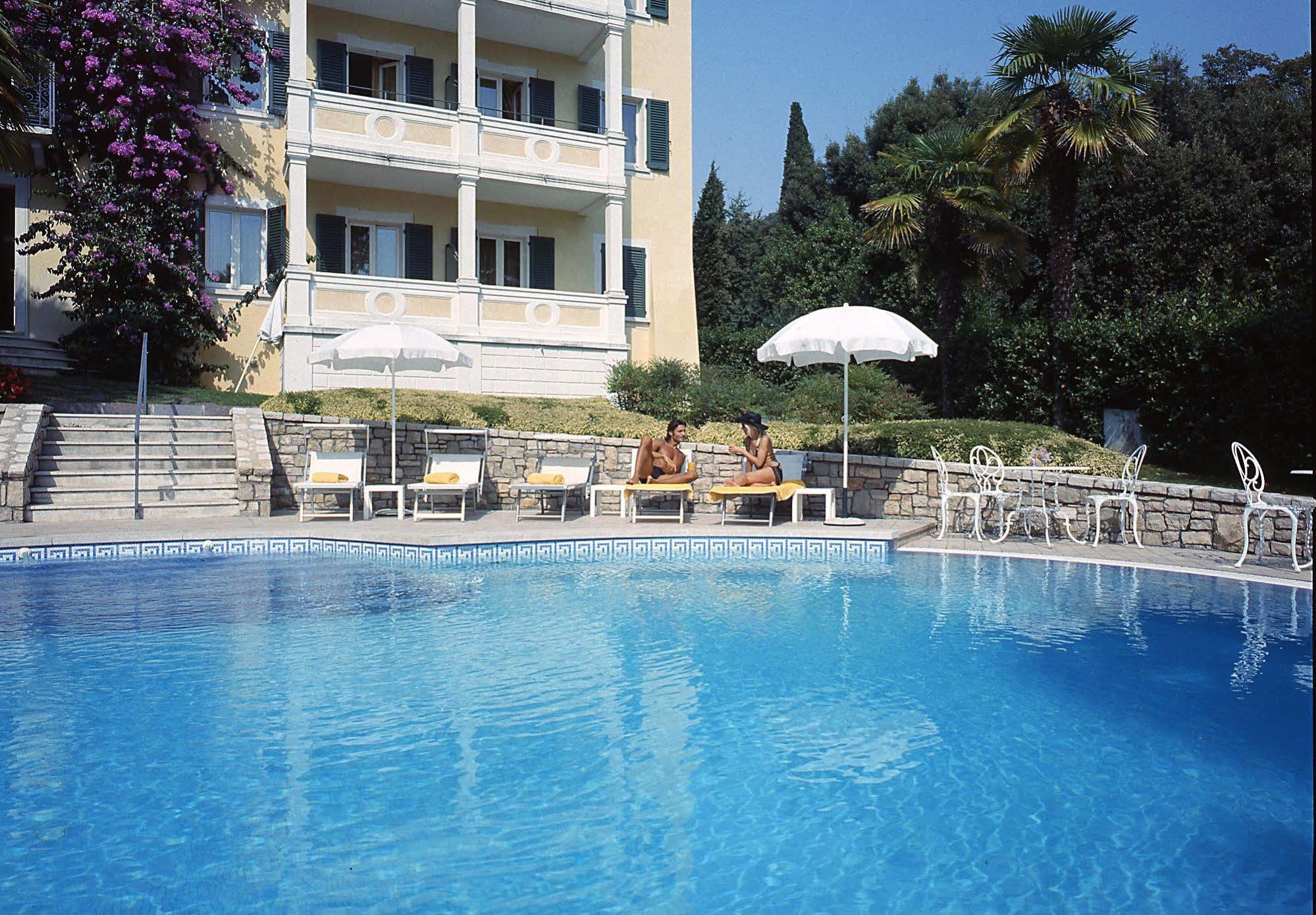 Villa Sofia Hotel Gardone Riviera Eksteriør bilde